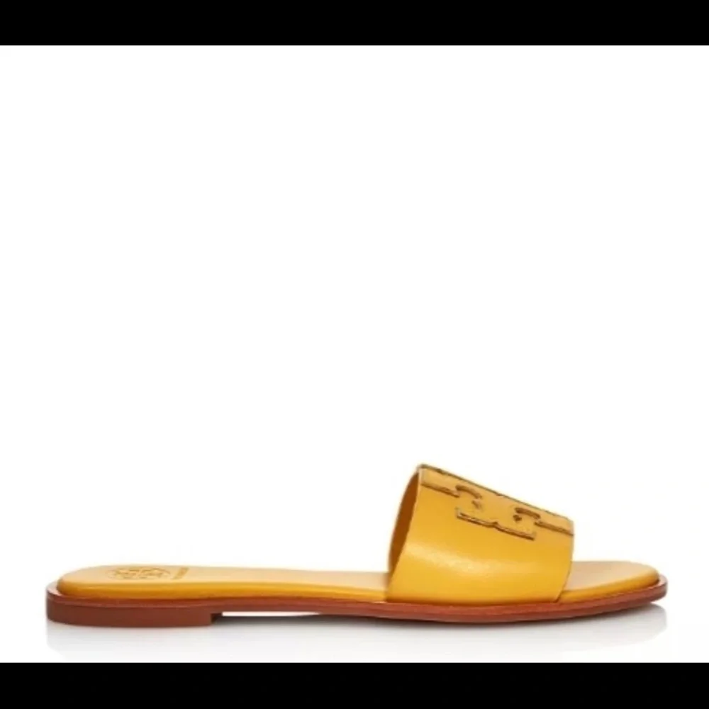 ⬇️PRICE DROP ⬇️ •Tory Burch - Yellow Flat Ines Sandals - 7.5 M - Picture 3 of 7
